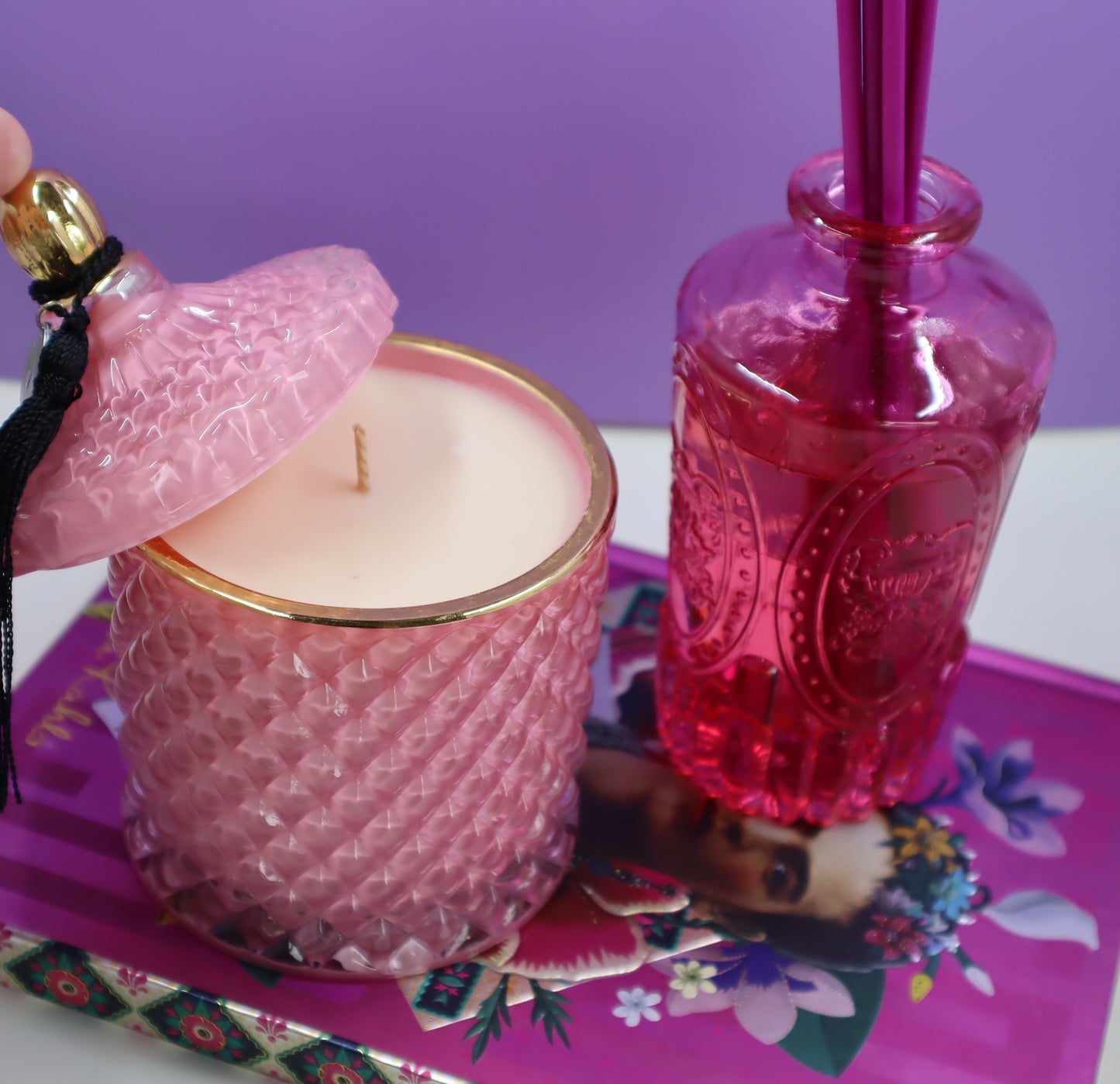 Lilac, Almond & Jasmine - medium soy candle