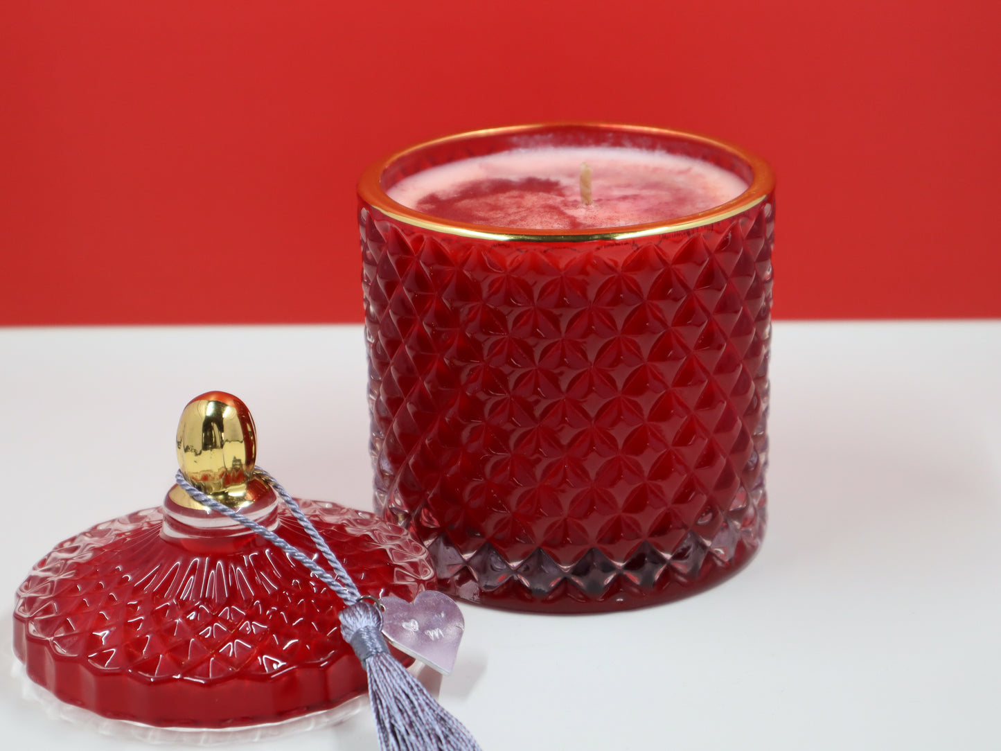 Raspberry, Vanilla & Rose - medium soy candle